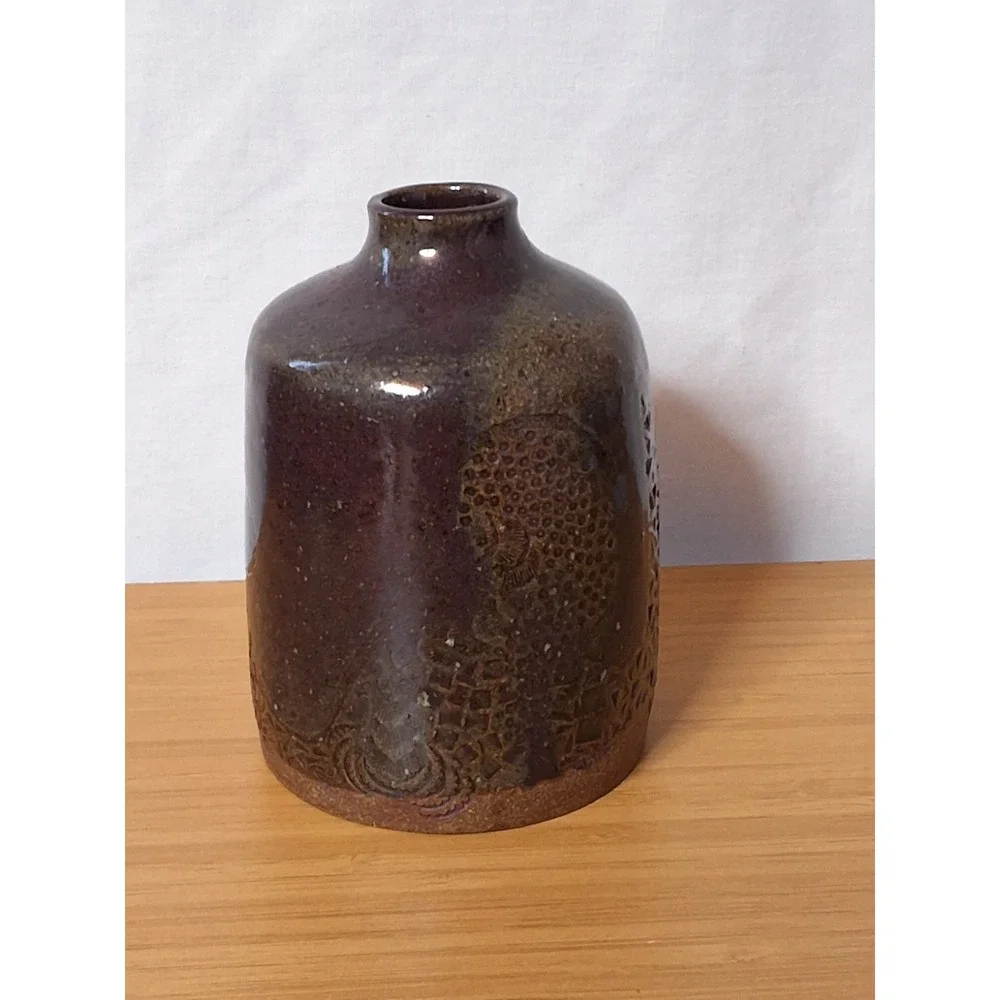 Vintage Mara‎ Mexico  Stoneware Decanter Bottle Vase. Signed